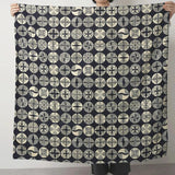 風呂敷 100cm｜伊砂文様 松｜両面染め 鉄色 / 赤色｜綿シャンタン｜むす美 むす美