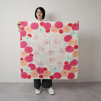 風呂敷 100cm｜菊柄 / レッド｜ひめむすびシリーズ - Adeline Klam｜オーガニックコットン｜むす美 むす美