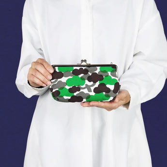 がま口 (横型 / 小)｜松柄｜手染め生地 帆布 綿100% 和財布 ポーチ ウォレットポーチ 日本製｜京都職人仕上げ 【 Fuwa Market オリジナル 】 Fuwa Market