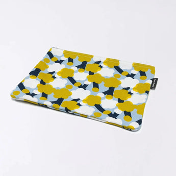 フラットポーチ｜梅柄｜手染め生地 帆布 綿100% コットン ポーチ 日本製｜幸せの文様 【 Fuwa Market オリジナル 】 Fuwa Market