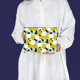 フラットポーチ｜梅柄｜手染め生地 帆布 綿100% コットン ポーチ 日本製｜幸せの文様 【 Fuwa Market オリジナル 】 Fuwa Market