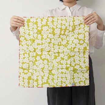 風呂敷 48cm｜伊砂文様 しだれ桜｜両面染め ピンク / グリーン｜綿シャンタン｜むす美 むす美