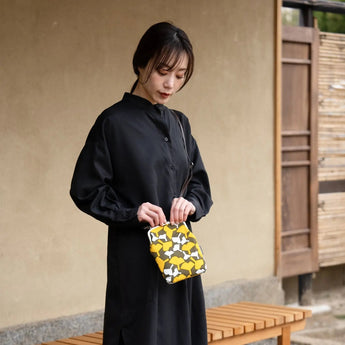 がま口 (縦型 / 大) ｜松柄｜手染め帆布 スマホショルダー 日本製｜京都職人仕上げ 【 Fuwa Market オリジナル 】 Fuwa Market