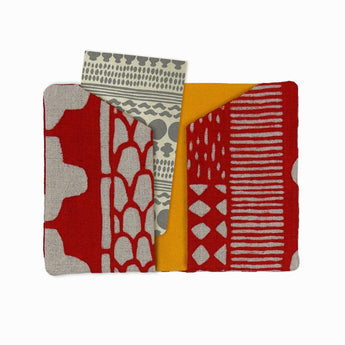 よつめ染布舎 名刺入れ カードケース 花布 赤 レッド